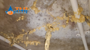 Injeksi beton dak atap beton